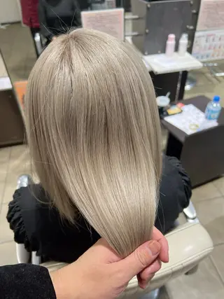 ミディアム カラー メンズ レイヤー ウルフ 弓木啓輔のヘアスタイル