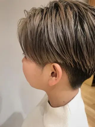 ショート カラー パーマ ヘアアレンジ 松田 亮葉のヘアスタイル