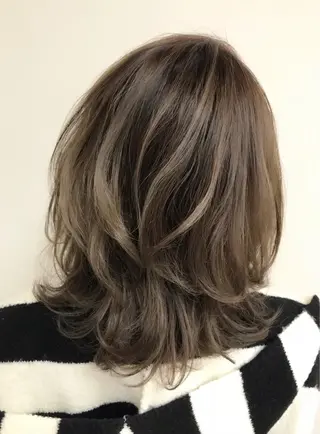 ミディアム カラー パーマ ヘアアレンジ ネイル マツエク・マツパ 吉川 宙翔のヘアスタイル