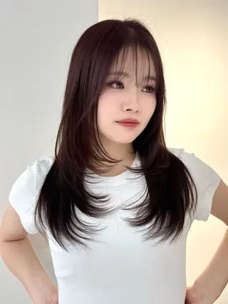 ロング Rita/髪質改善/ ブリーチなしWカラーのヘアスタイル