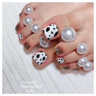 ミディアム ネイル 🐾enen style 🐾のネイルデザイン