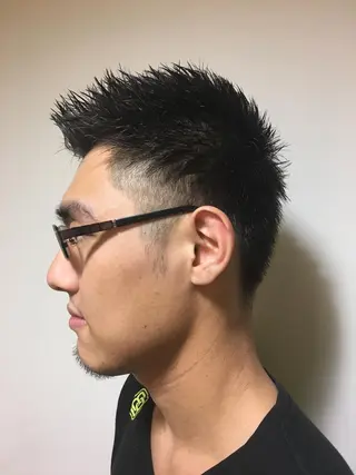 ショート ヒグチ カナのヘアスタイル