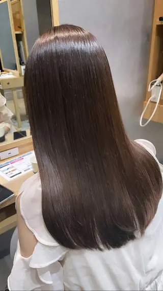 ロング inity　杉本 美羽のヘアスタイル
