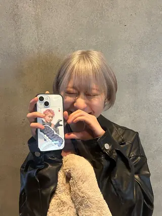 ショート カラー 韓国レイヤー kira🌛のヘアスタイル