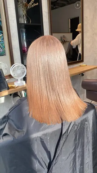 カラー ヤクシジ レンのヘアスタイル