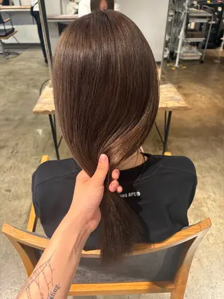 ロング カラー ナチュラルカラー/ ハイトーン AMIのヘアスタイル