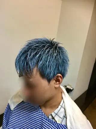 ショート カラー メンズ 岡 康太のヘアスタイル