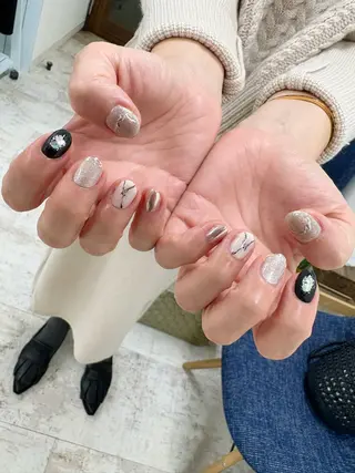 ネイル 吉田 里菜のネイルデザイン