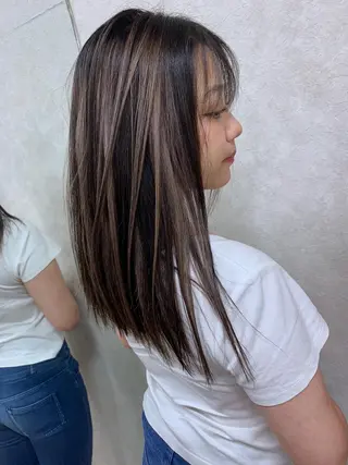 セミロング 穐田 司樹のヘアスタイル