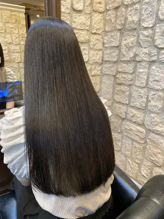 ロング カラー ブリーチカラー⸜♡⸝ クルミ🐍のヘアスタイル