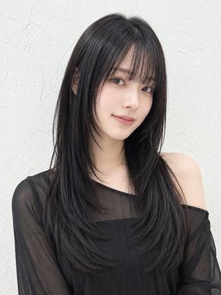 ロング グレージュ×レイヤー 藤生 和宏のヘアスタイル