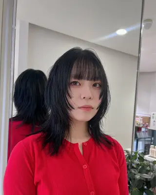 ミディアム カラー 似合わせレイヤー/ 髪質改善/Aoiのヘアスタイル