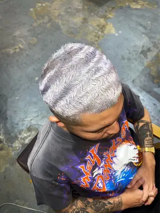 パーマ メンズ 狩野 孝太郎のヘアスタイル