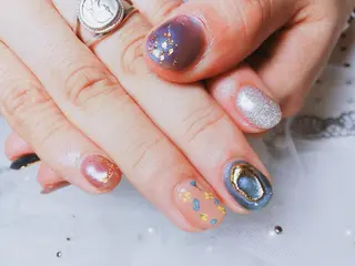 ネイル マジック ミラーのネイルデザイン