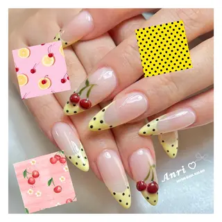 ネイル 𝓐𝓷𝓻𝓲 XiinhNailのネイルデザイン