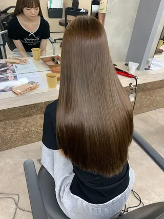 ロング 抜け感ダブルカラー miyukiのヘアスタイル
