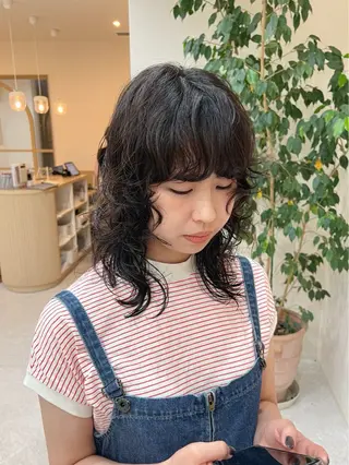ミディアム パーマ 縮毛/パーマ/カラー LUVISM佐藤里咲のヘアスタイル