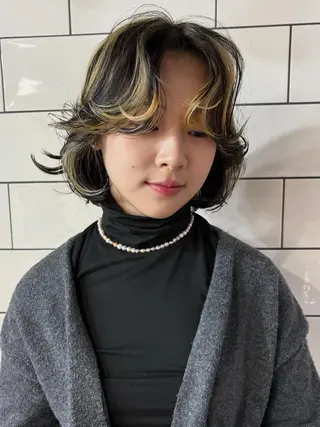 ショート 褒められる ハイトーン⭐️カノンのヘアスタイル