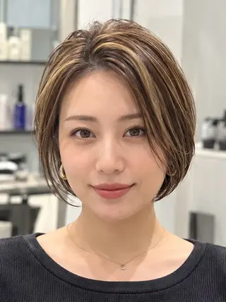 ショート カラー ✨白髪ぼかし/ ショート✨吉岡 弘のヘアスタイル