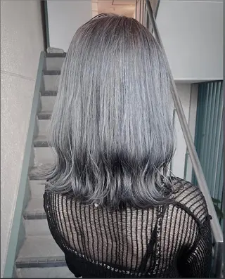 セミロング merci JUNKIのヘアスタイル