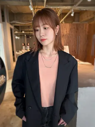ミディアム 不藤 代史伽のヘアスタイル