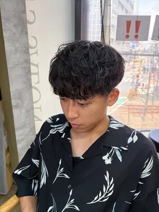 ショート パーマ メンズ シャドウパーマ/縦落 ちパーマ 大久保拓実のヘアスタイル