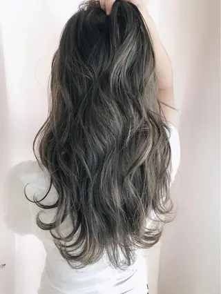 セミロング カラー パーマ ヘアアレンジ バレイヤージュ 藤沢 髪質改善 竹内ケンゴのヘアスタイル