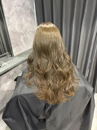 カラー nameless miichiのヘアスタイル