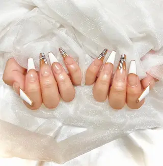ネイル SALON ELVI.のネイルデザイン
