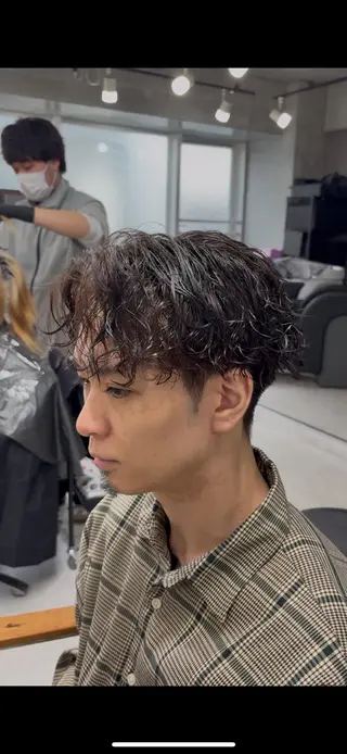 ショート パーマ メンズ 海外風パーマ カラー特化園田　楓莉のヘアスタイル