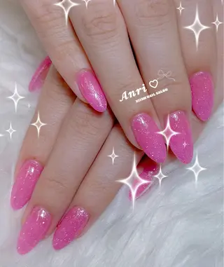 ネイル 𝓐𝓷𝓻𝓲 XiinhNailのネイルデザイン