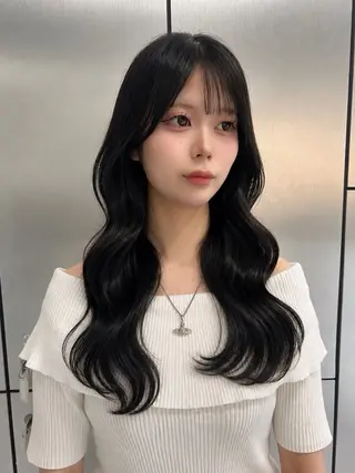 セミロング カラー 【 ViVIE 】 トモ／韓国ヘアのヘアスタイル