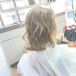 ミディアム カラー MATISSE藤崎 渕上 ジュビアイのヘアスタイル