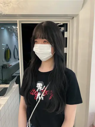 ロング カラー Koto🌿 ブリーチなしカラーのヘアスタイル