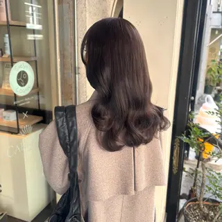 ミディアム カラー 芦刈 咲来のヘアスタイル