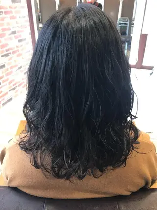 ミディアム パーマ 松田 類生のヘアスタイル
