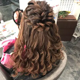 ヘアアレンジ ‎✴︎˚｡Chamo 𝐄𝐑𝐈𝐍𝐀のマツエク・マツパデザイン