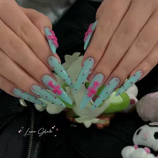 ネイル Luna Gladeのネイルデザイン