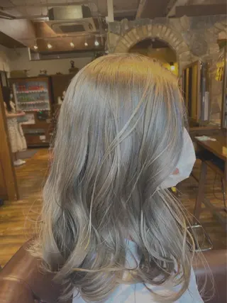 セミロング カラー マンツーマン 美容師💚コウブチのヘアスタイル