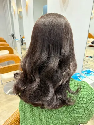 ロング カラー ヒジオカ リナのヘアスタイル