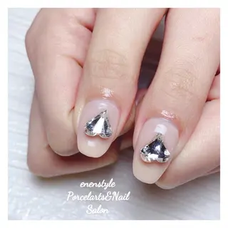 ミディアム ネイル 🐾enen style 🐾のネイルデザイン