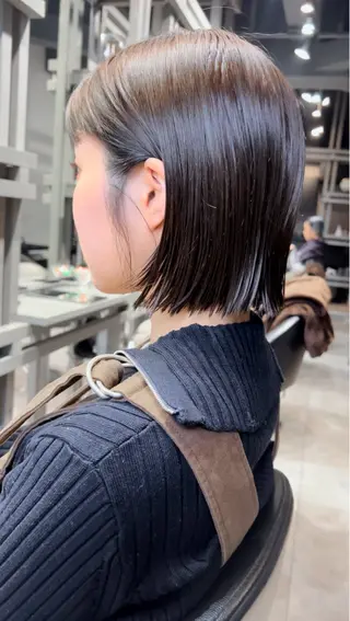 ショート 恵比寿韓国レイヤー× 艶透明感カラー大場のヘアスタイル