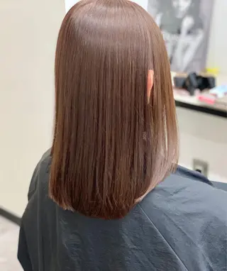 ミディアム カラー louwe 武藤幸世のヘアスタイル