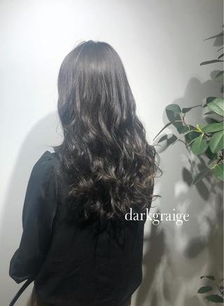 ロング 岸川 恭子のヘアスタイル