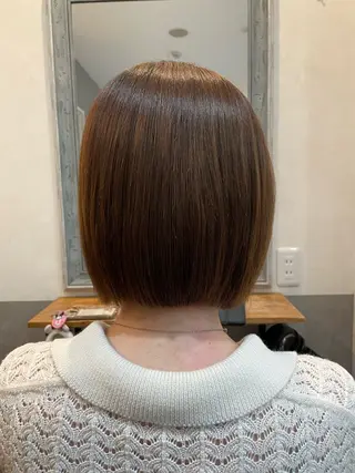 ミディアム 近澤 佑香のヘアスタイル