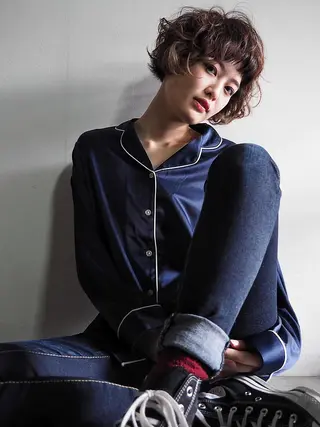 ショート カラー パーマ 上條 航平のヘアスタイル