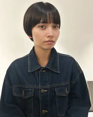 ショート カラー 村上雅人 ナチュラルモードのヘアスタイル