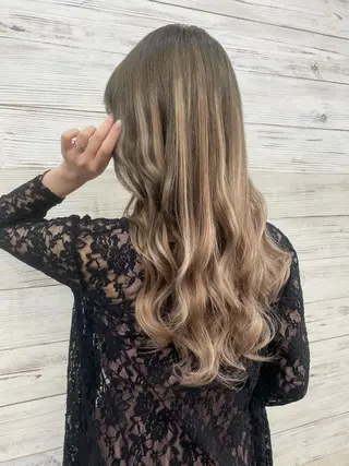 ロング カラー ヘアアレンジ FAAM Tsuneのヘアスタイル
