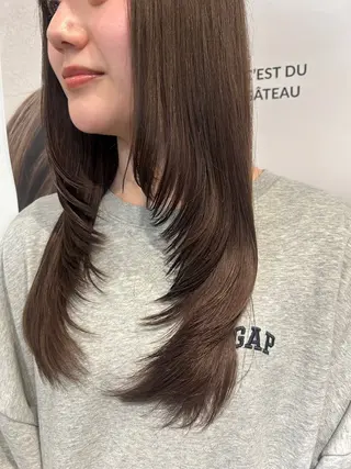 ロング イザワサヤ/梅田 /レイヤーカット🎀のヘアスタイル