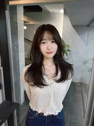 ロング 髪質改善ストレート/ 透明感カラー🥣🤍のヘアスタイル